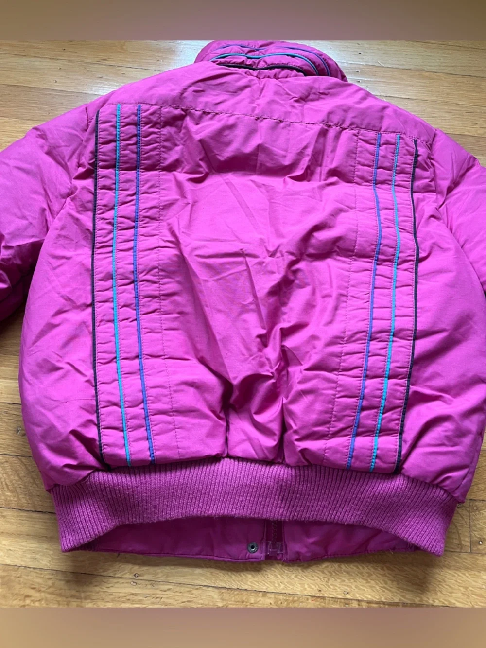 Vintage 80s retro duck down ski jacket bubble coat pink cropped M mountain goat